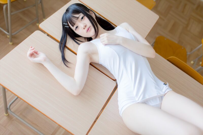 日本妹子まきろん 君夏-君と僕の夏休み 写真套图【4套/145MB】-大幕网